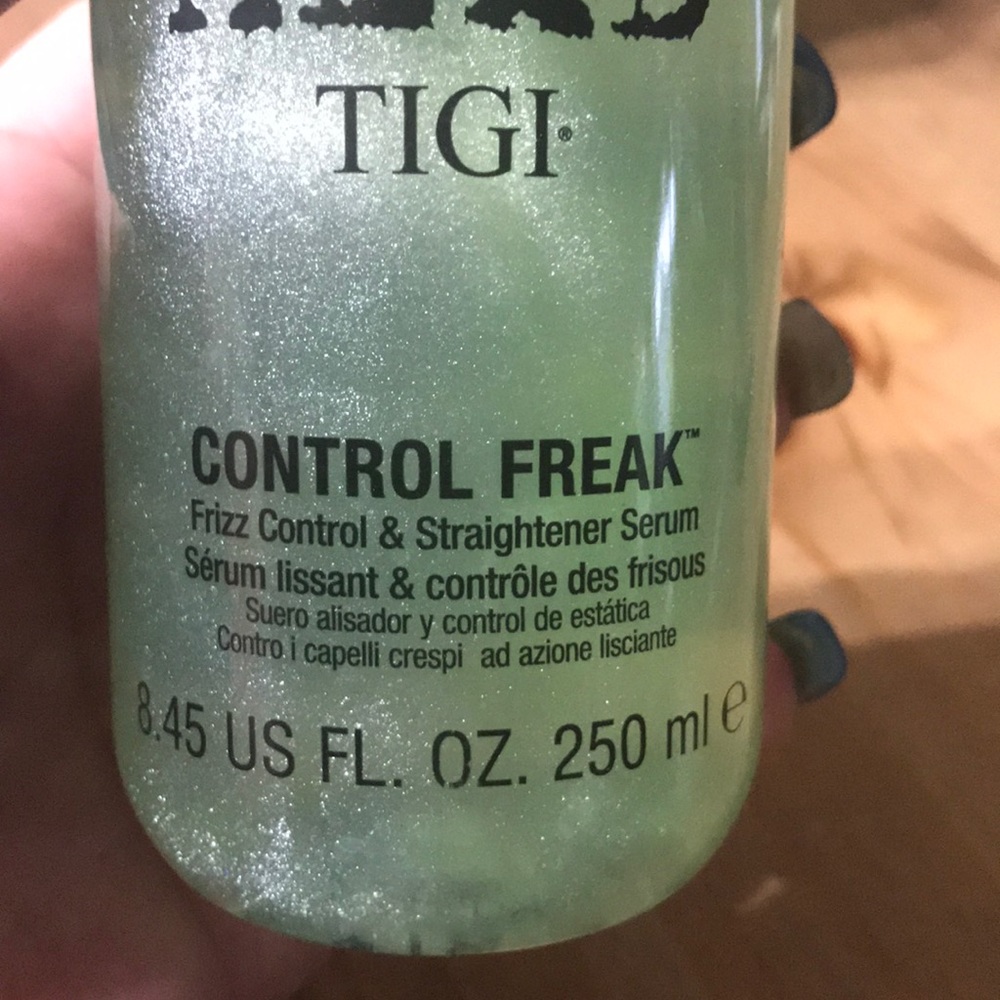 NWT TIGI Bed Head Control Freak Serum